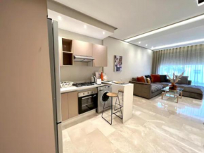 Pearl 17 - Central,Brand new chic with balcony